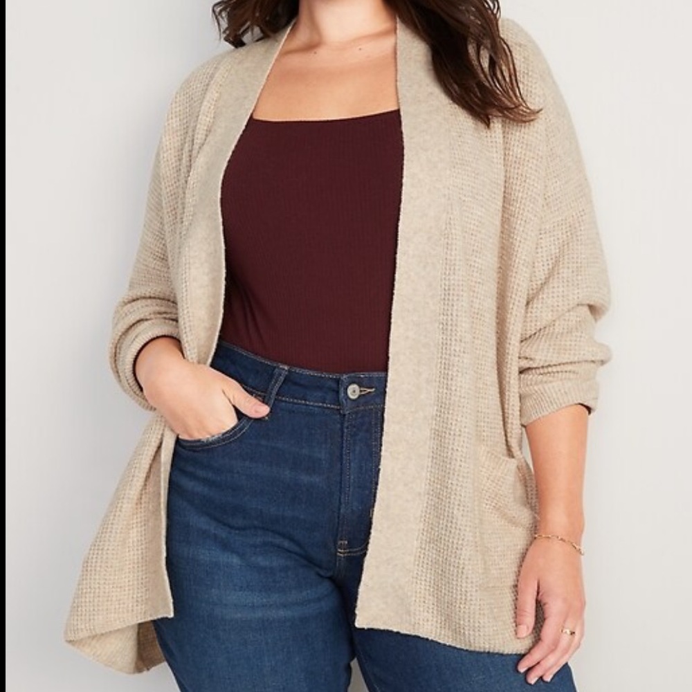 Old Navy Women's Tan Cardigan Sweater